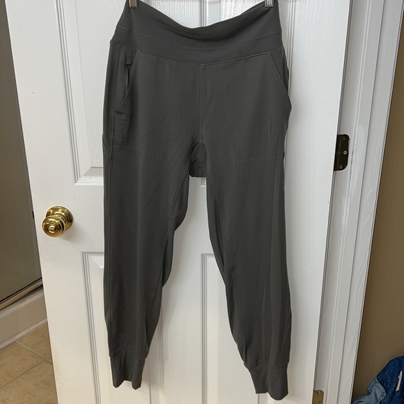 Athleta Venice Jogger - Picture 10 of 13